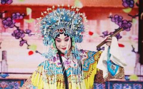 求歌词:梨花颂