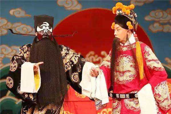 京剧包龙图打坐在开封府唱得什么意思